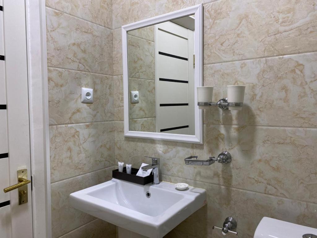 Comfort Hotel Turkistan Dış mekan fotoğraf